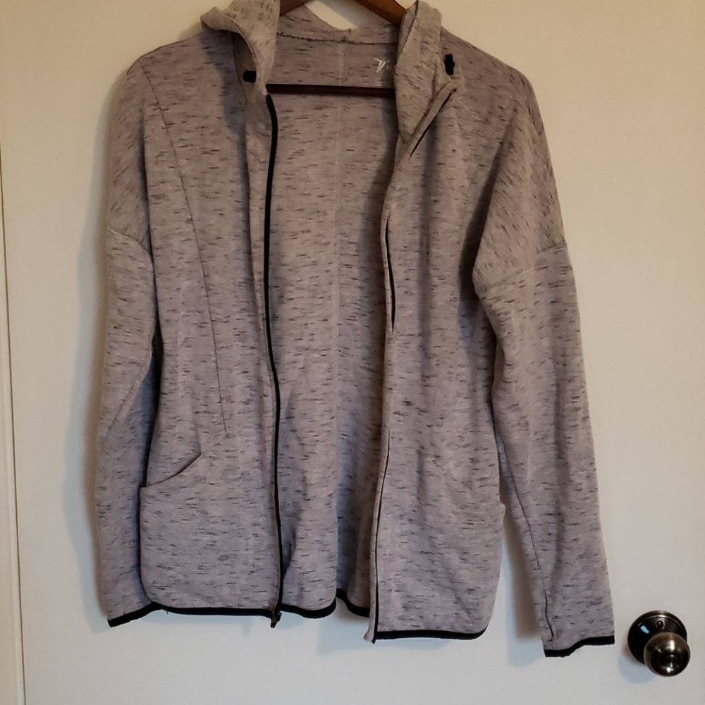 Grey sweatshirt